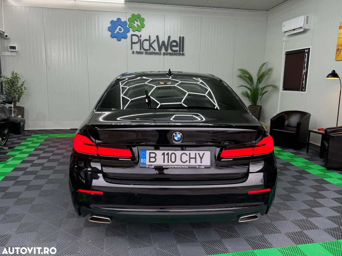 BMW Seria 5 530i xDrive AT MHEV
