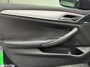 BMW Seria 5 530i xDrive AT MHEV