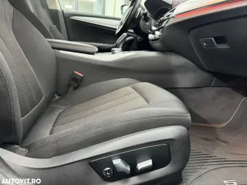 BMW Seria 5 530i xDrive AT MHEV