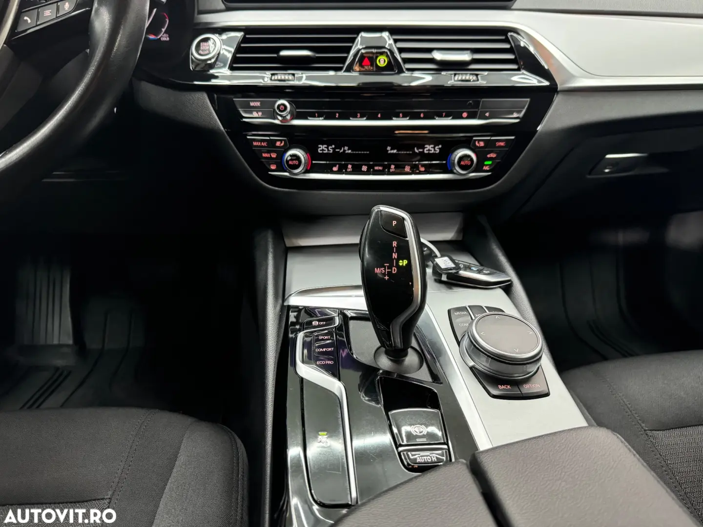 BMW Seria 5 530i xDrive AT MHEV