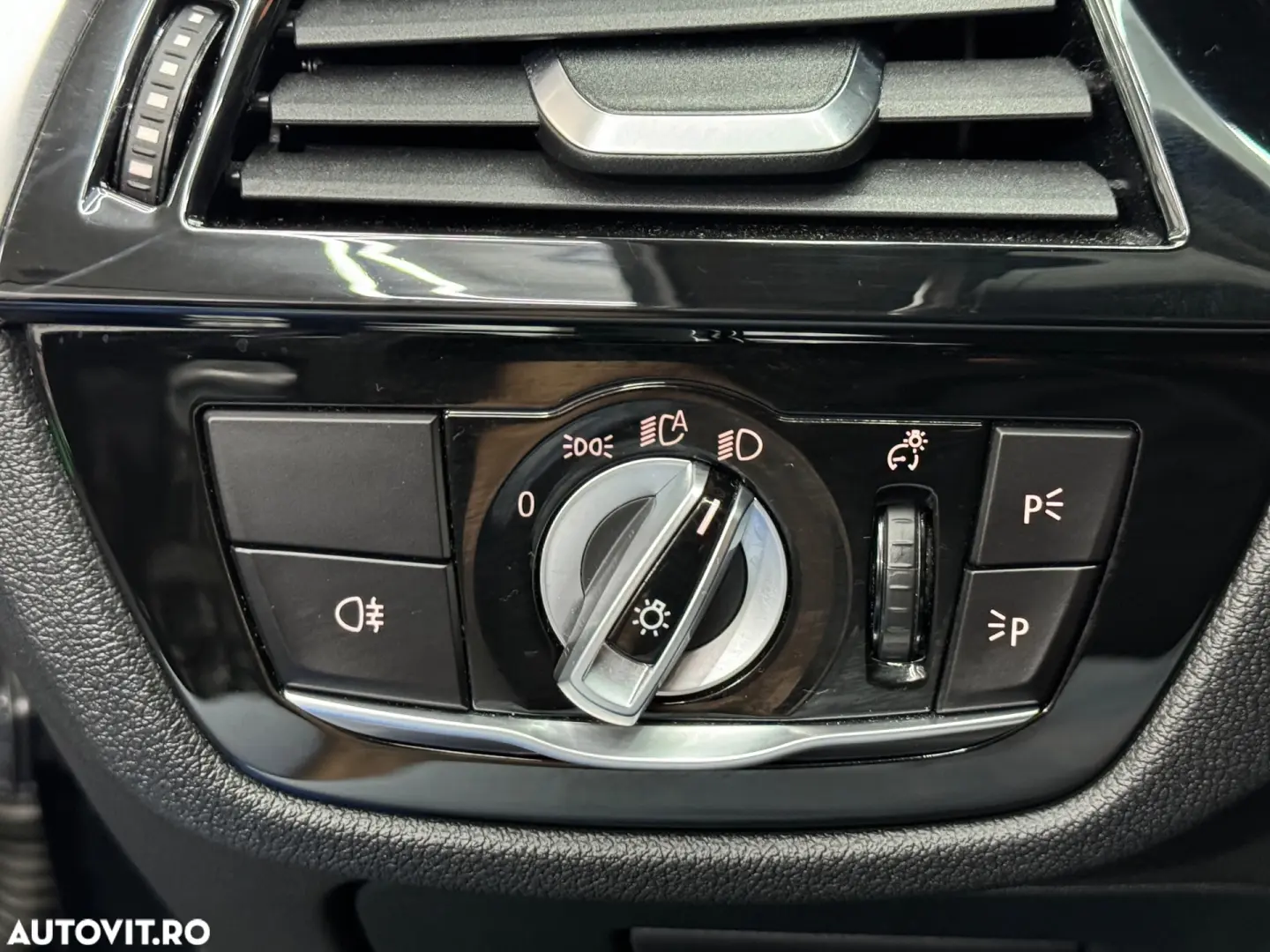 BMW Seria 5 530i xDrive AT MHEV