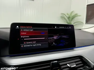 BMW Seria 5 530i xDrive AT MHEV