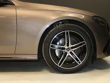 E 300 de 4M  AMG Premium Pano Night Digital DC