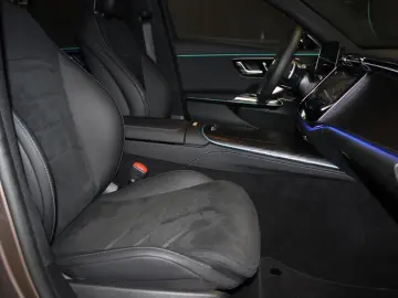 E 300 de 4M  AMG Premium Pano Night Digital DC