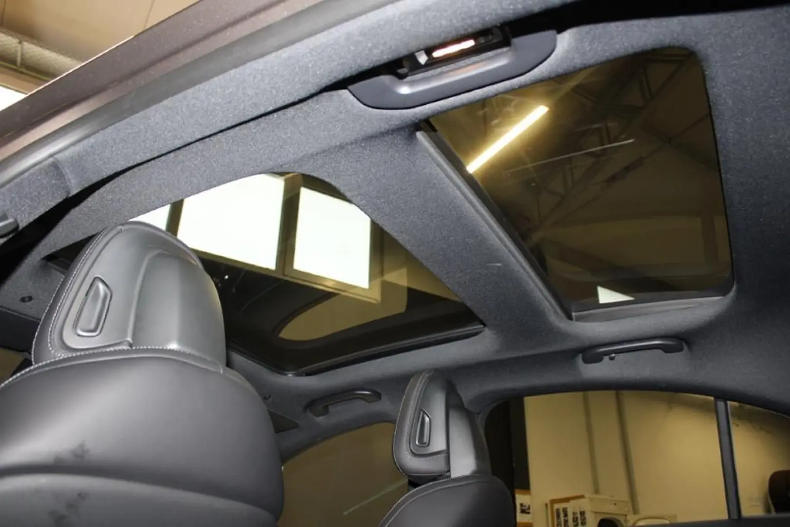 E 300 de 4M  AMG Premium Pano Night Digital DC