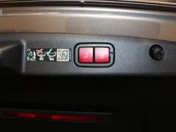 E 300 de 4M  AMG Premium Pano Night Digital DC