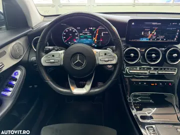 Mercedes-Benz GLC ver-300-e-4matic