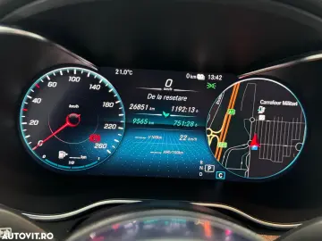 Mercedes-Benz GLC ver-300-e-4matic