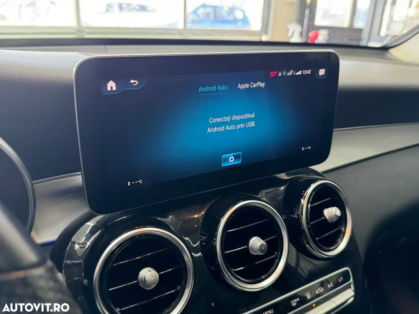 Mercedes-Benz GLC ver-300-e-4matic