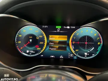 Mercedes-Benz GLC ver-300-e-4matic