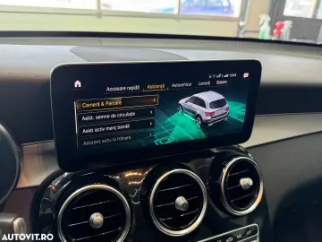 Mercedes-Benz GLC ver-300-e-4matic