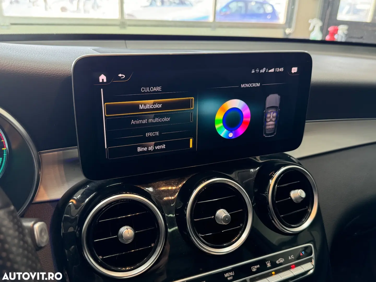 Mercedes-Benz GLC ver-300-e-4matic