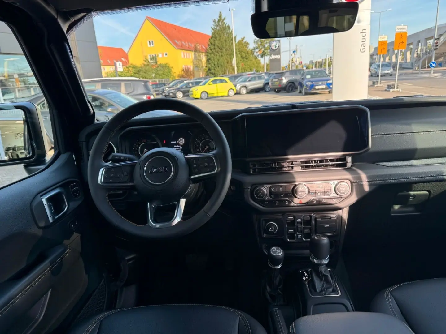 Wrangler Sahara 2.0 T-GDI Sky-One-Touch