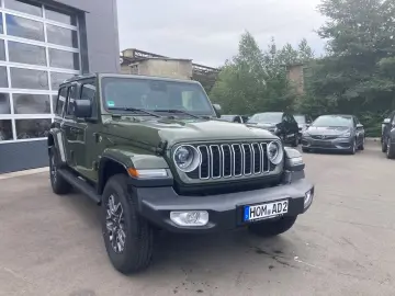 Wrangler Unlimited Sahara 2.0 T-GDI   SKY ONE  N