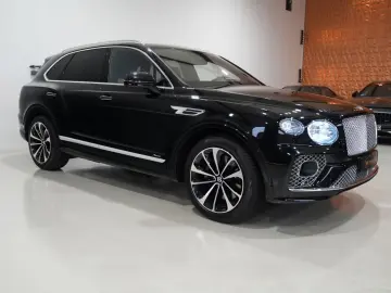 Bentley Bentayga   Azure V8