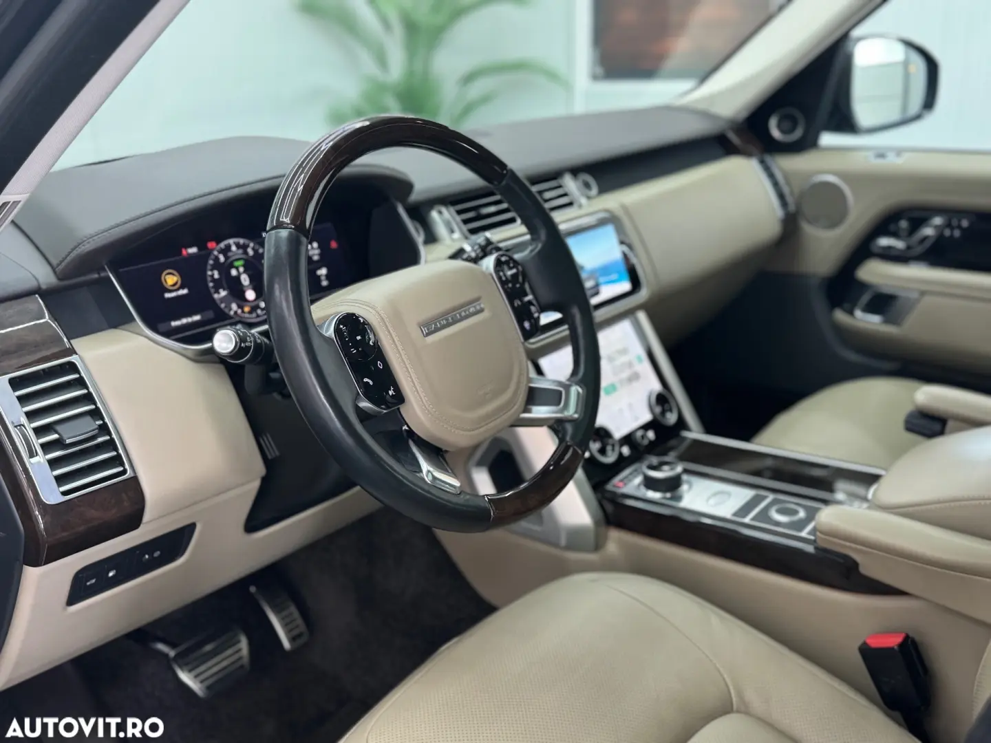 Land Rover Range Rover 2.0 l4 PHEV Vogue