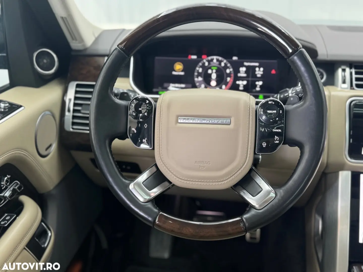 Land Rover Range Rover 2.0 l4 PHEV Vogue