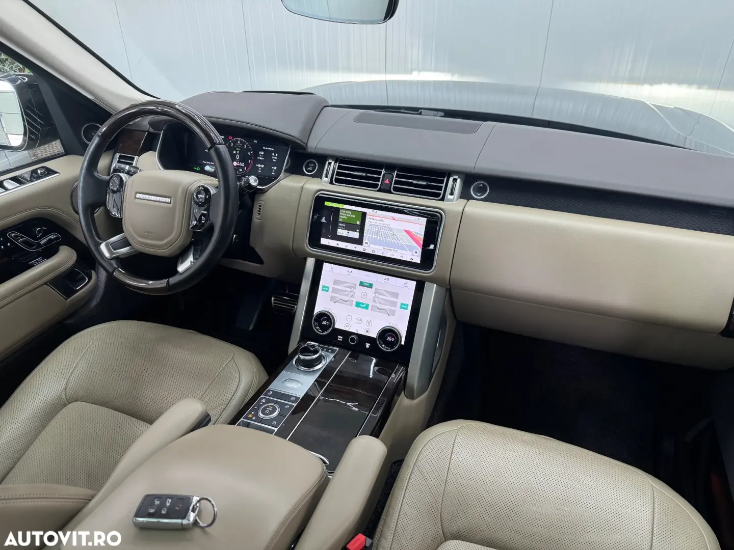 Land Rover Range Rover 2.0 l4 PHEV Vogue