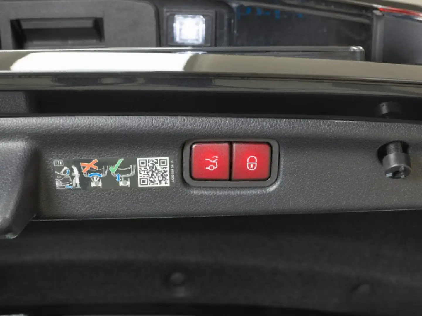 Mercedes-Benz C 63 S E PERFORMANCE Pano HUD 360