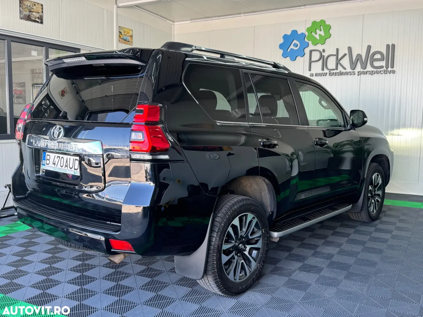Toyota Land Cruiser 2.8l D-4D 204 CP A T 7 locuri Executive