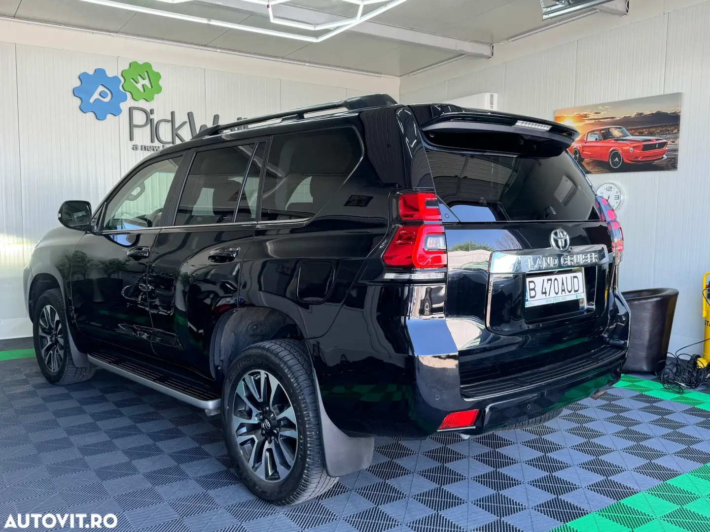 Toyota Land Cruiser 2.8l D-4D 204 CP A T 7 locuri Executive
