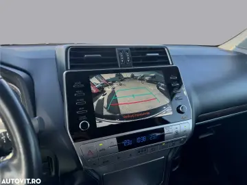 Toyota Land Cruiser 2.8l D-4D 204 CP A T 7 locuri Executive