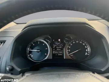 Toyota Land Cruiser 2.8l D-4D 204 CP A T 7 locuri Executive