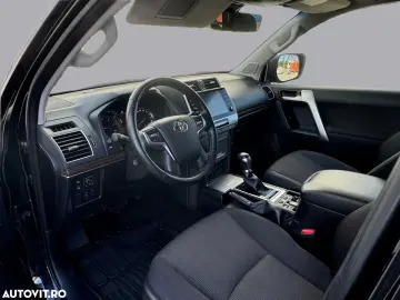 Toyota Land Cruiser 2.8l D-4D 204 CP A T 7 locuri Executive