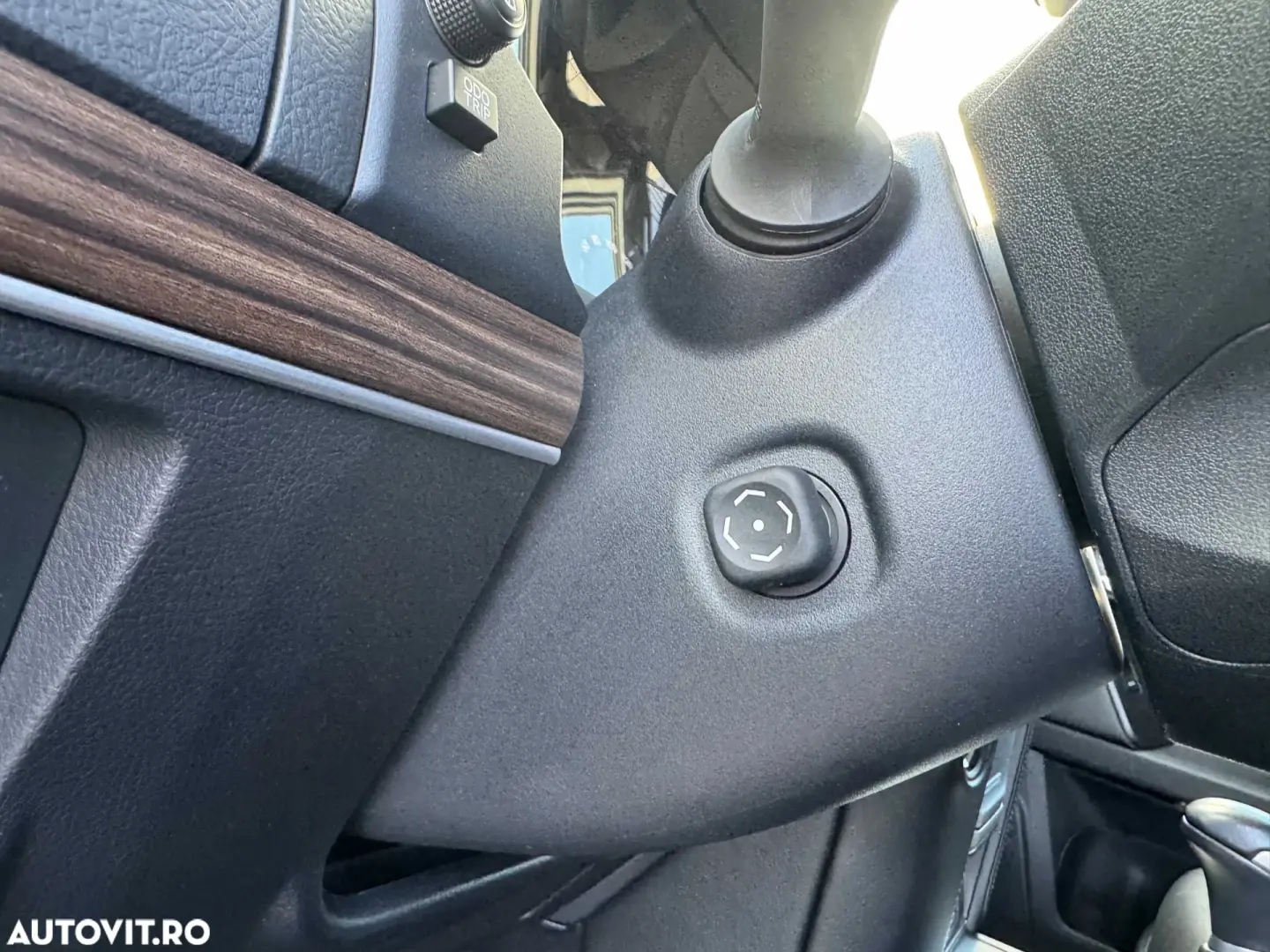 Toyota Land Cruiser 2.8l D-4D 204 CP A T 7 locuri Executive