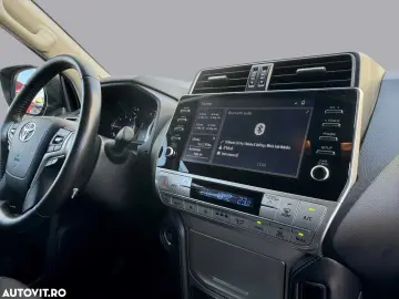 Toyota Land Cruiser 2.8l D-4D 204 CP A T 7 locuri Executive