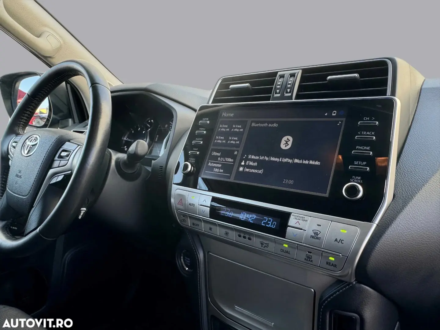 Toyota Land Cruiser 2.8l D-4D 204 CP A T 7 locuri Executive