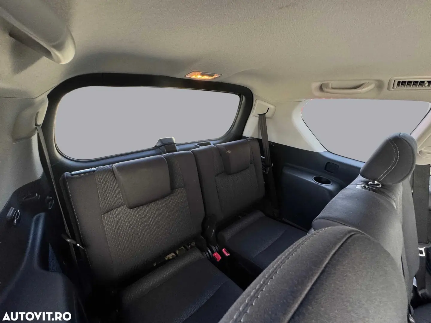 Toyota Land Cruiser 2.8l D-4D 204 CP A T 7 locuri Executive