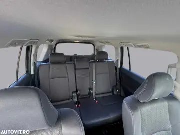 Toyota Land Cruiser 2.8l D-4D 204 CP A T 7 locuri Executive