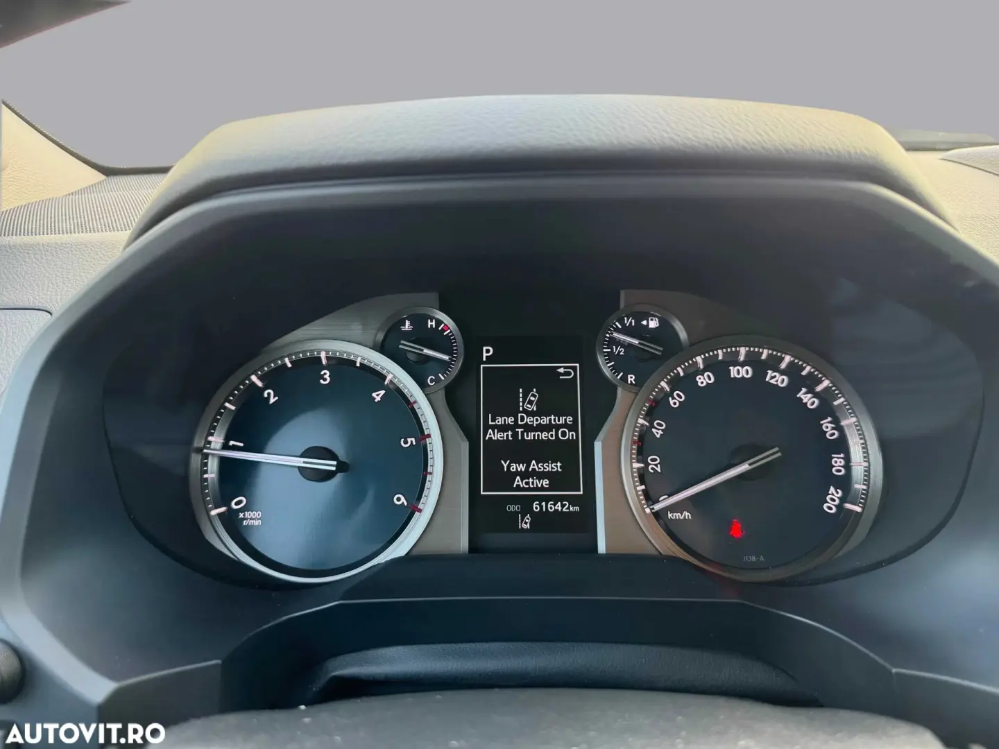 Toyota Land Cruiser 2.8l D-4D 204 CP A T 7 locuri Executive