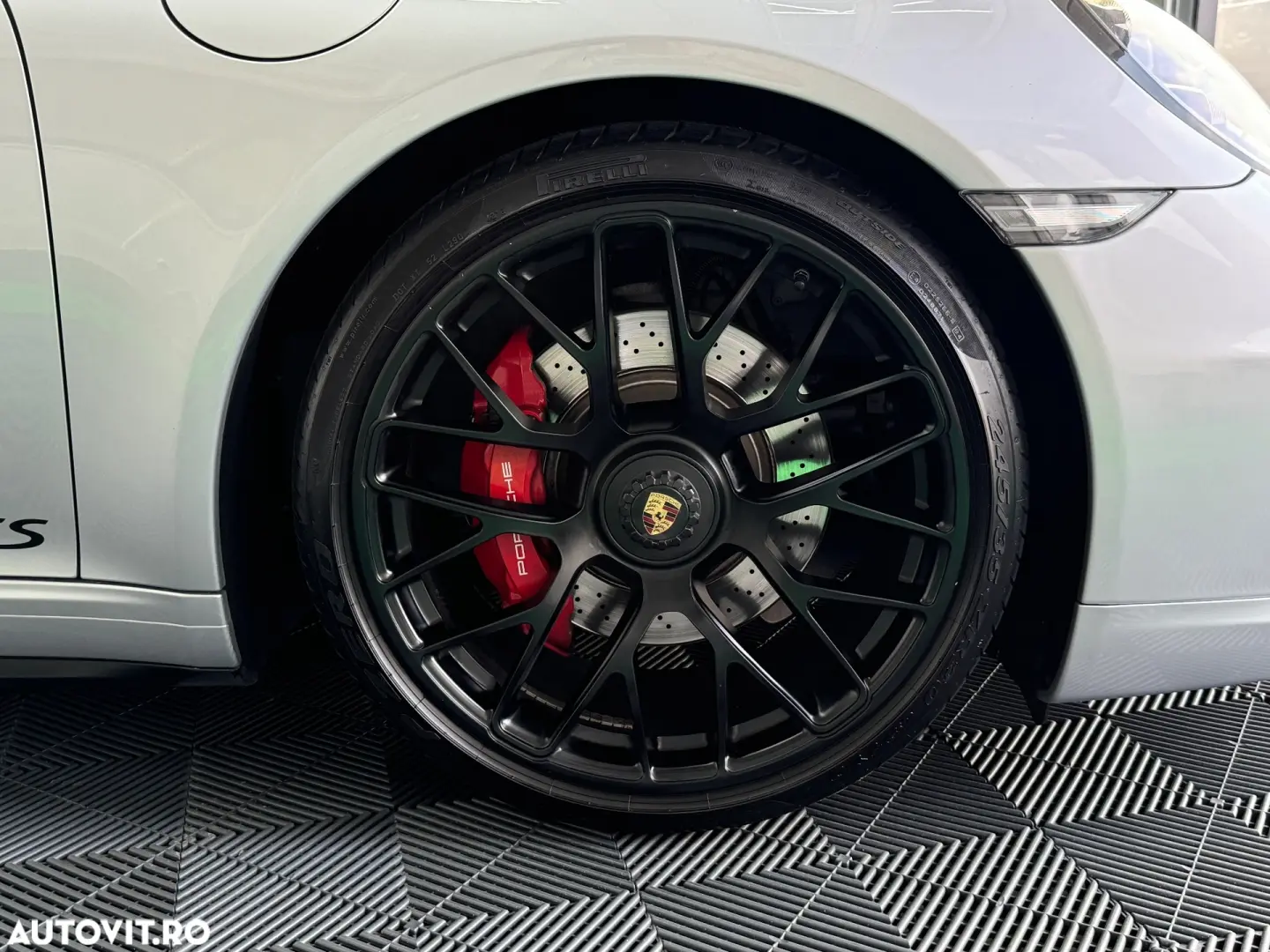 Porsche 911 Carrera GTS Cabriolet PDK