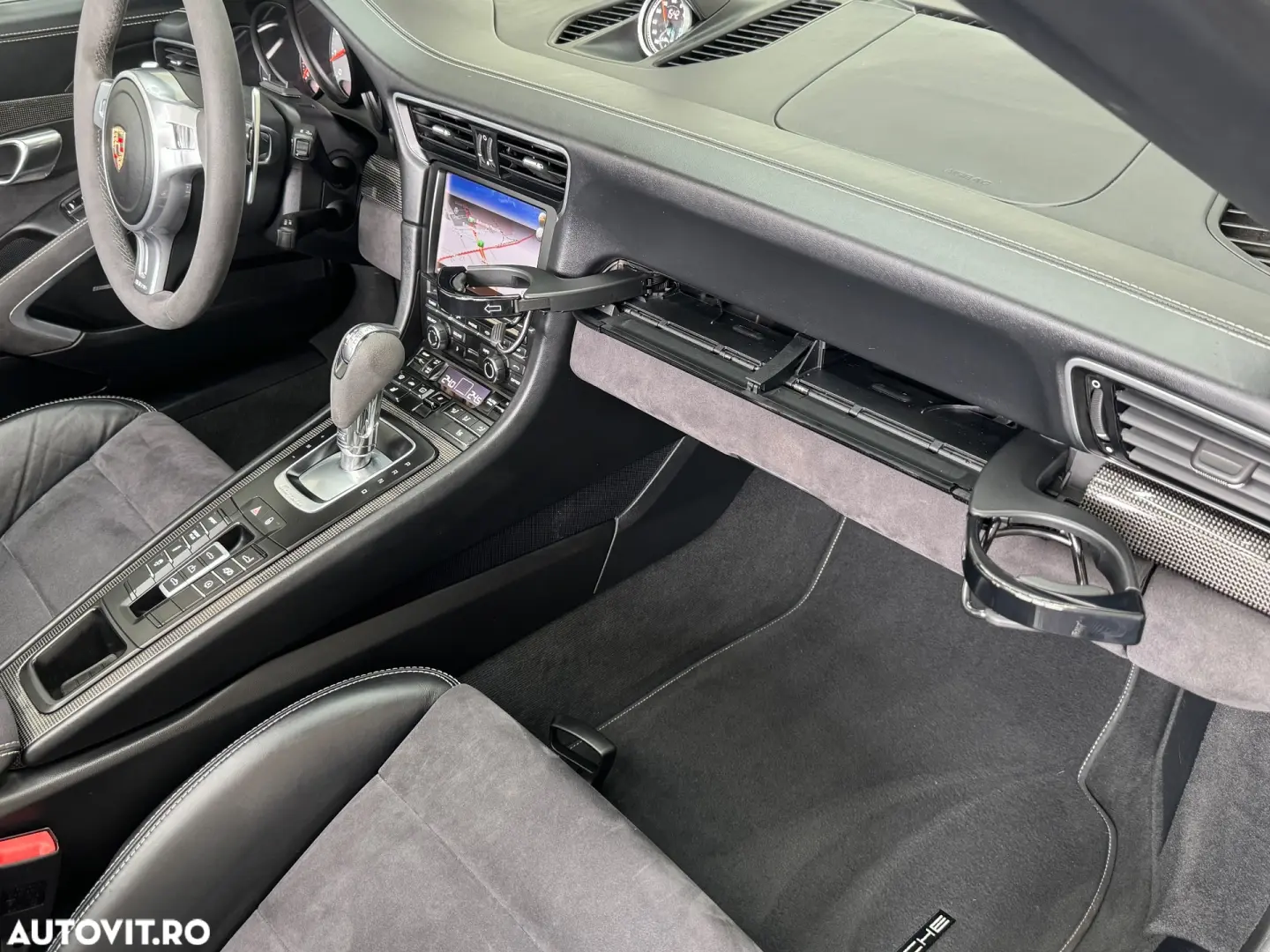 Porsche 911 Carrera GTS Cabriolet PDK