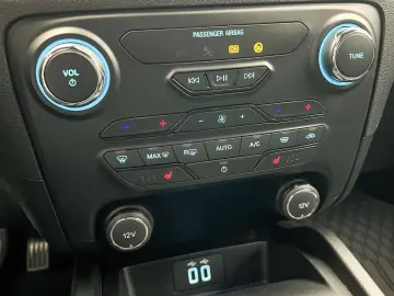 Ranger Stormtrak 4x4  GARANTIE 01.2027 Rollo