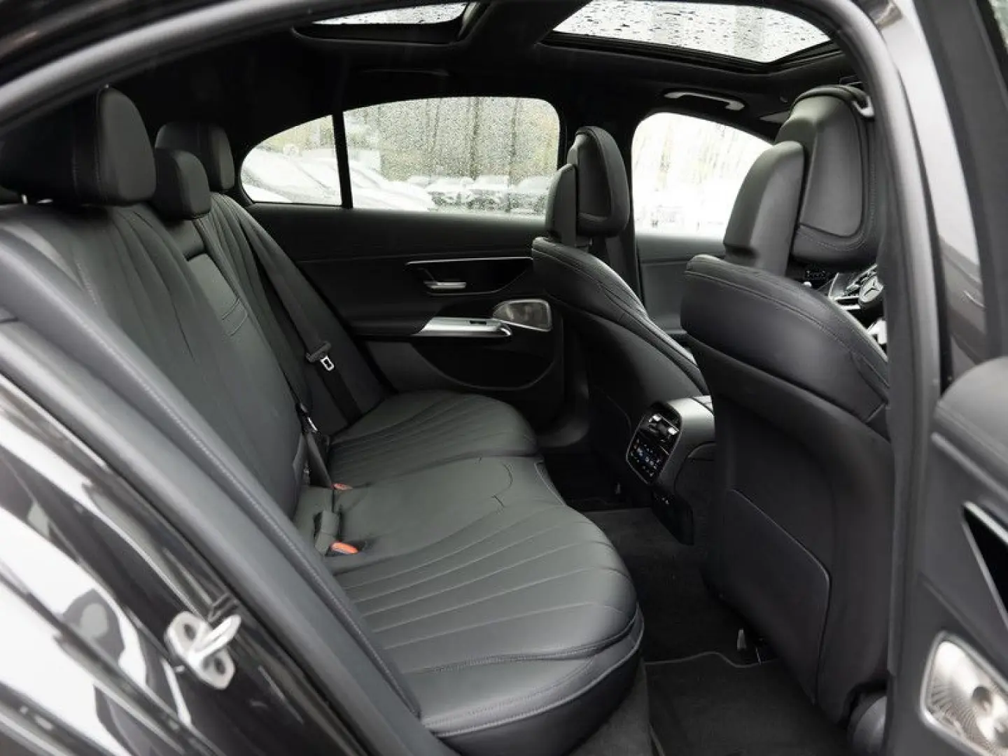 Mercedes-Benz E 450 4M AMG-Sport Super Pano Stdhz