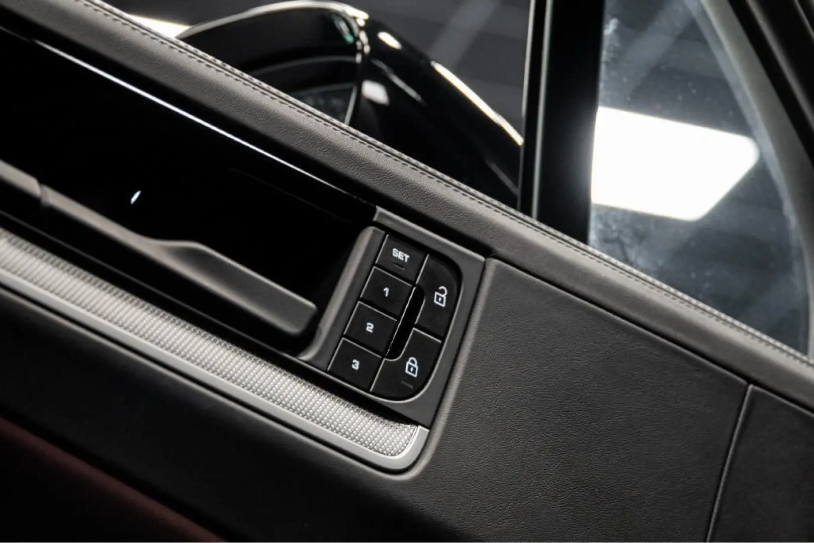 Cayenne Coupe E-Hybrid HUD Pass Display Luft