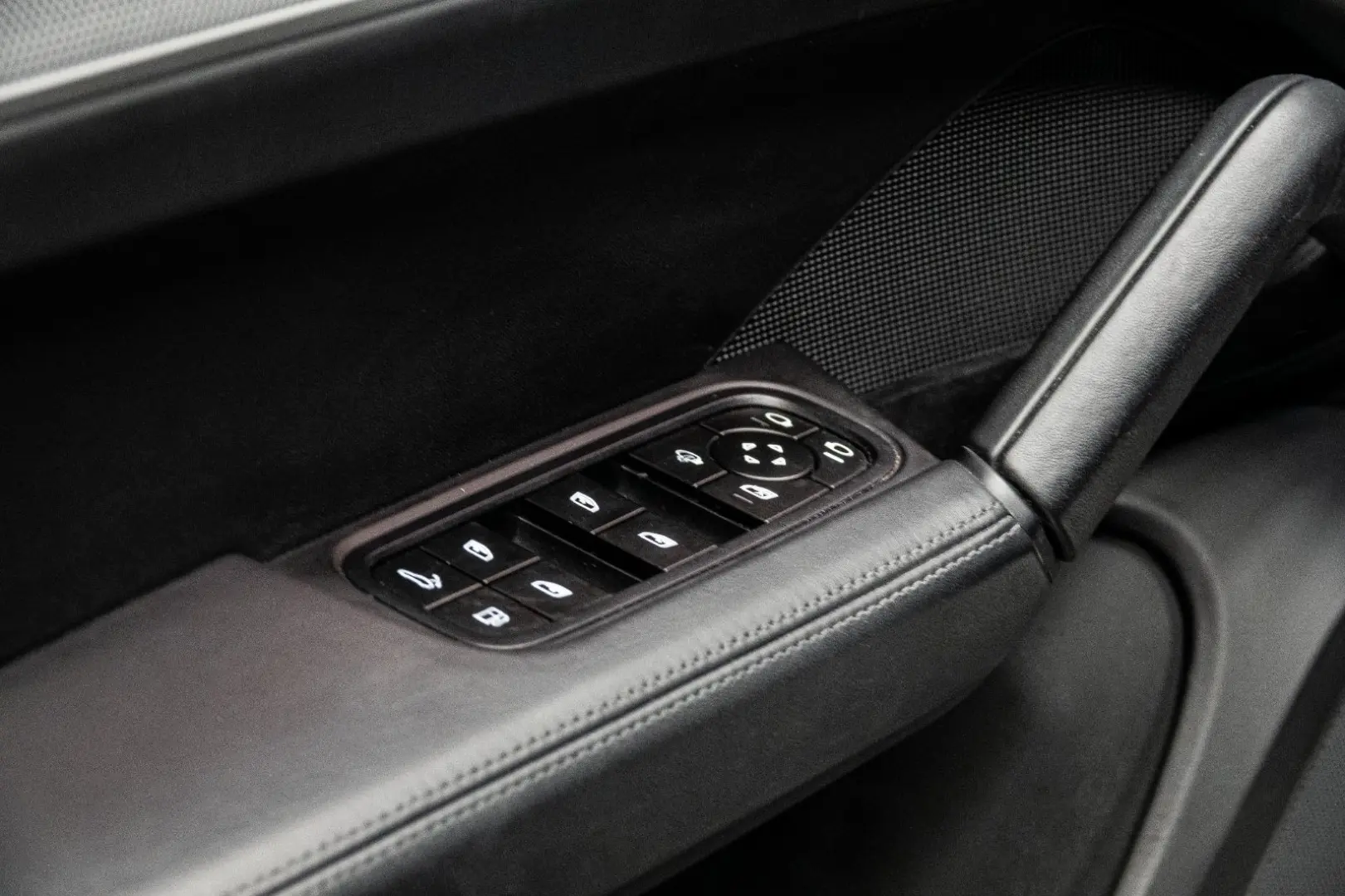 Cayenne Coupe E-Hybrid HUD Pass Display Luft