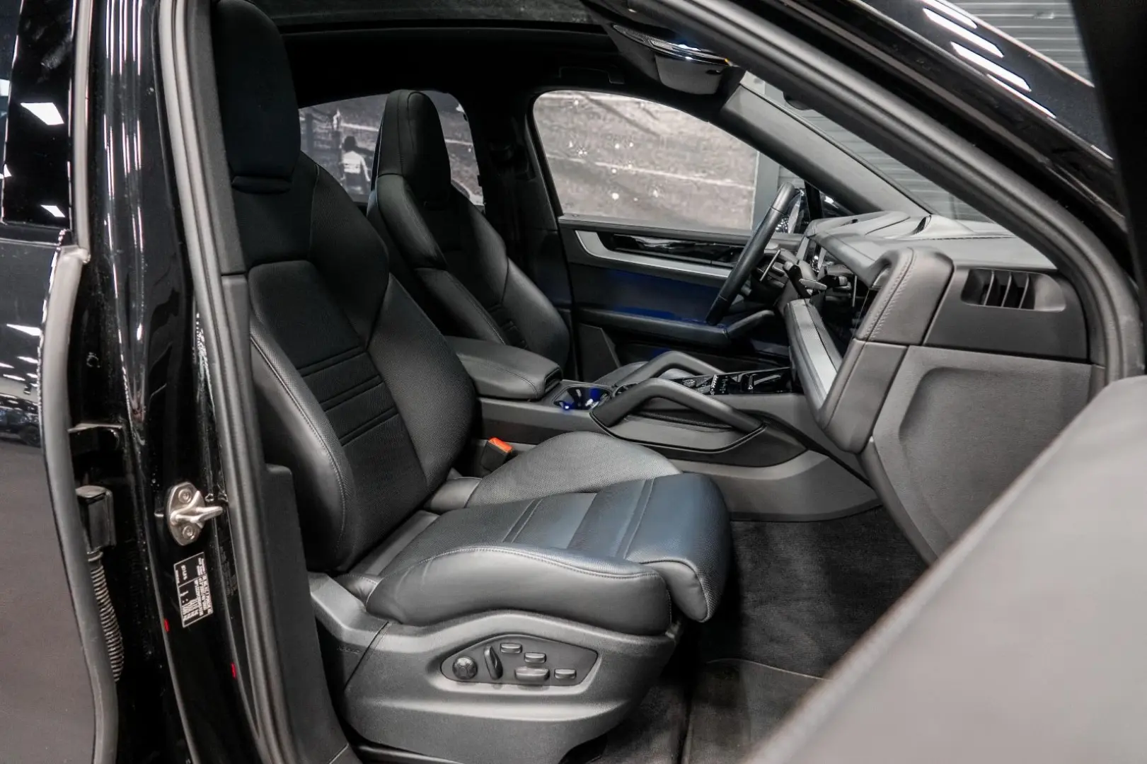 Cayenne Coupe E-Hybrid HUD Pass Display Luft