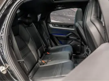 Cayenne Coupe E-Hybrid HUD Pass Display Luft