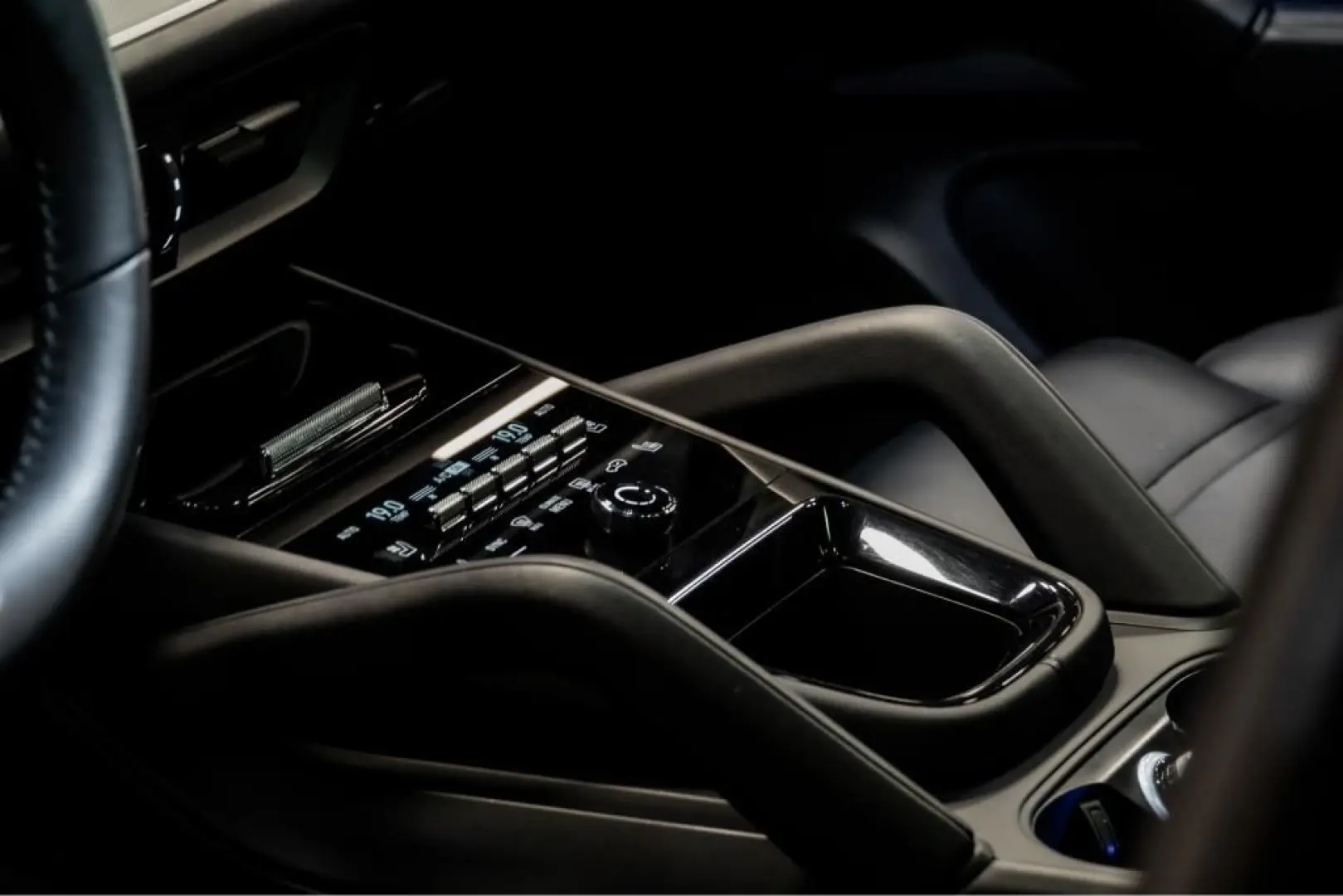 Cayenne Coupe E-Hybrid HUD Pass Display Luft