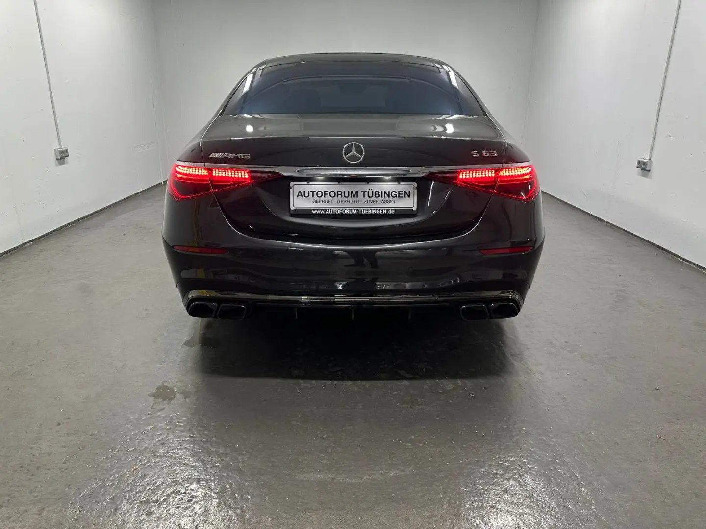 S 63 E Performance L  KERAMIK TV PANO