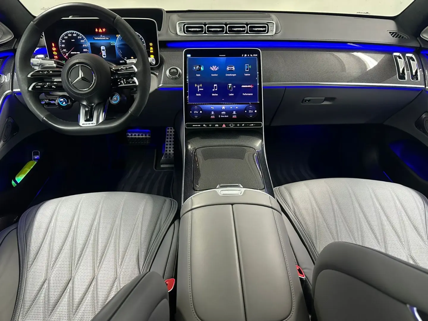 S 63 E Performance L  KERAMIK TV PANO