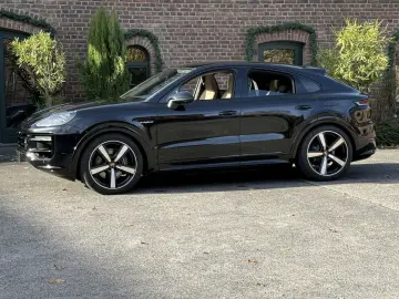 Cayenne E-Hybrid Coupe SPORTDESIGN 22 EXCLUSIVE