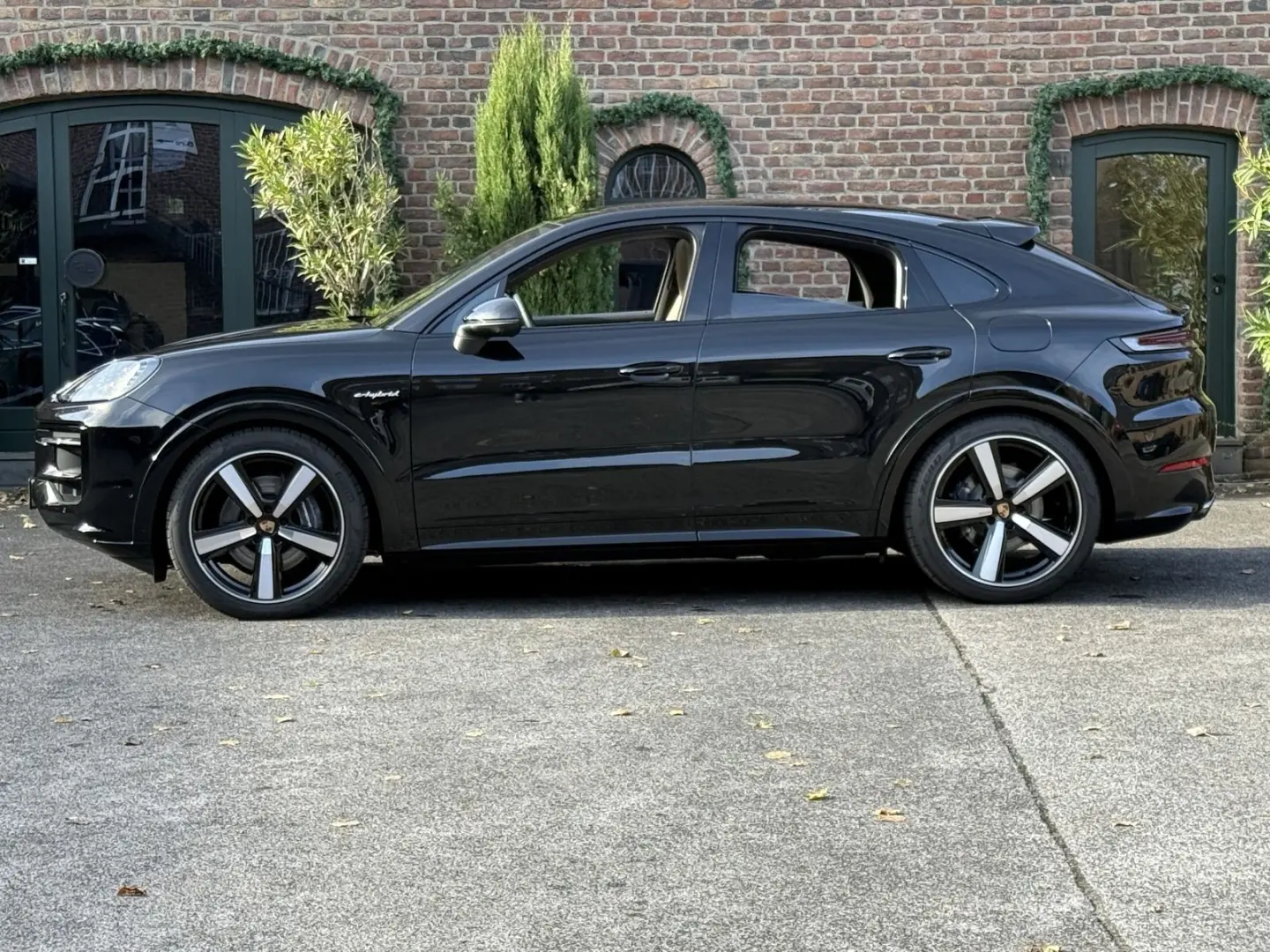 Cayenne E-Hybrid Coupe SPORTDESIGN 22 EXCLUSIVE