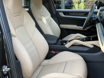 Cayenne E-Hybrid Coupe SPORTDESIGN 22 EXCLUSIVE