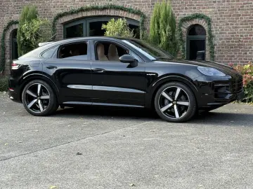 Cayenne E-Hybrid Coupe SPORTDESIGN 22 EXCLUSIVE