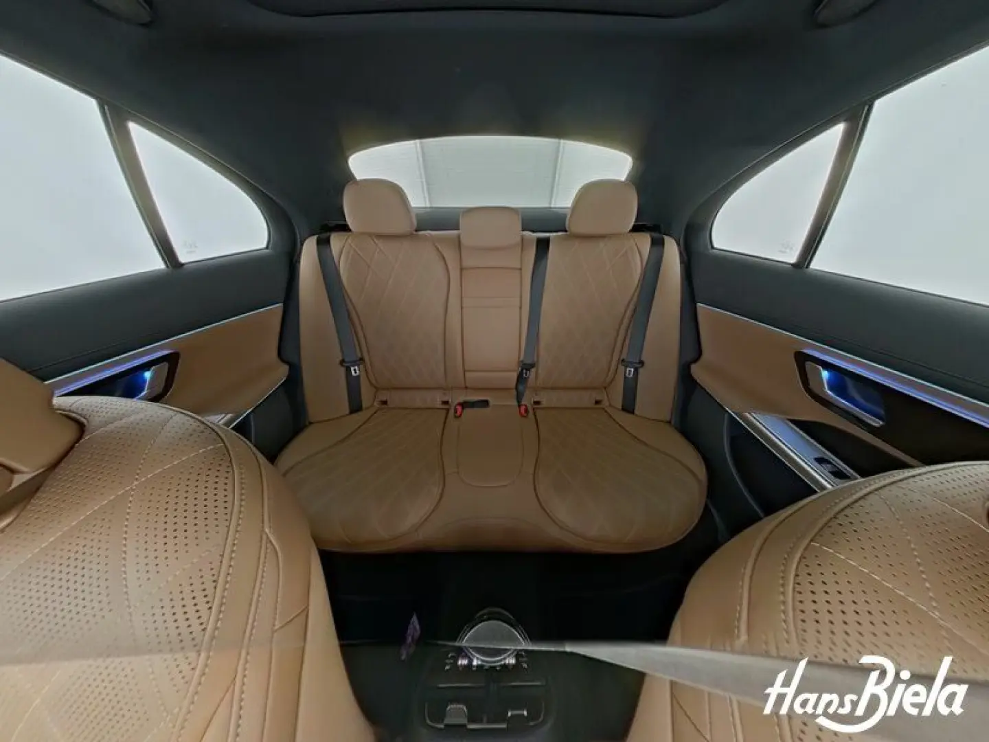 E 300 e 4M AMG Prem  20  Pano Bur Dig.Li AHK HUD